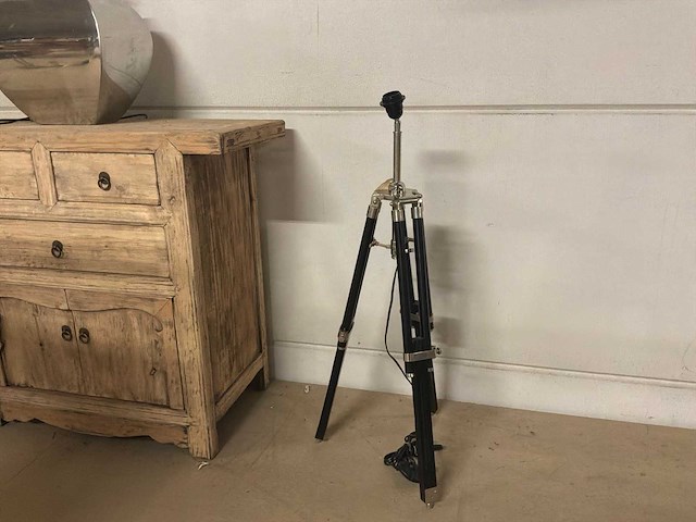 Telescoop vloerlamp - afbeelding 1 van  8