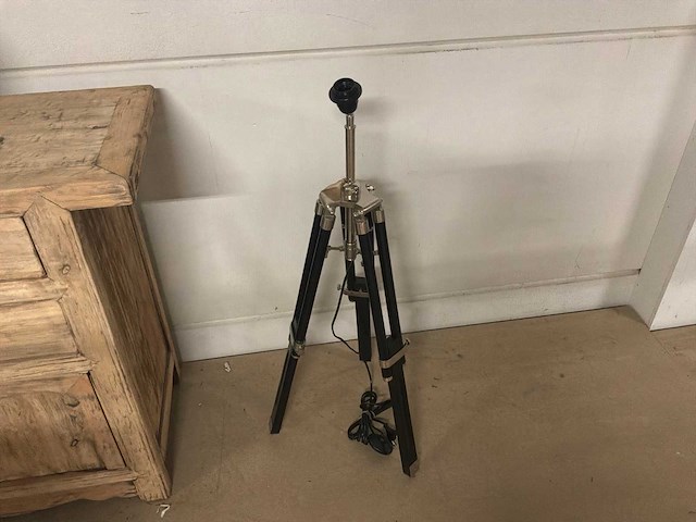 Telescoop vloerlamp - afbeelding 6 van  8