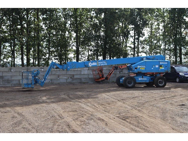 Telescoophoogwerker aichi sp21aj diesel 227kg 23m 2007 - afbeelding 1 van  1