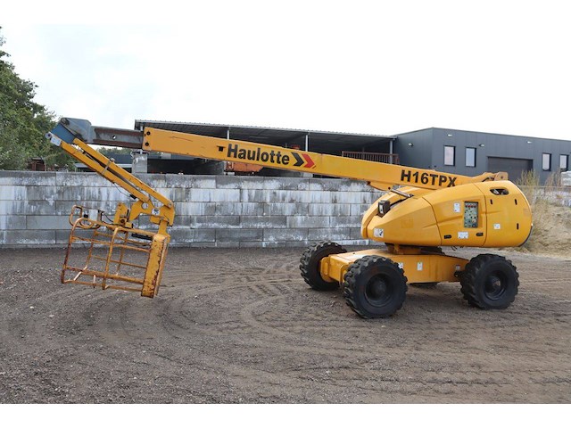Telescoophoogwerker haulotte h16tpx diesel 15.4m 2008 - afbeelding 1 van  1