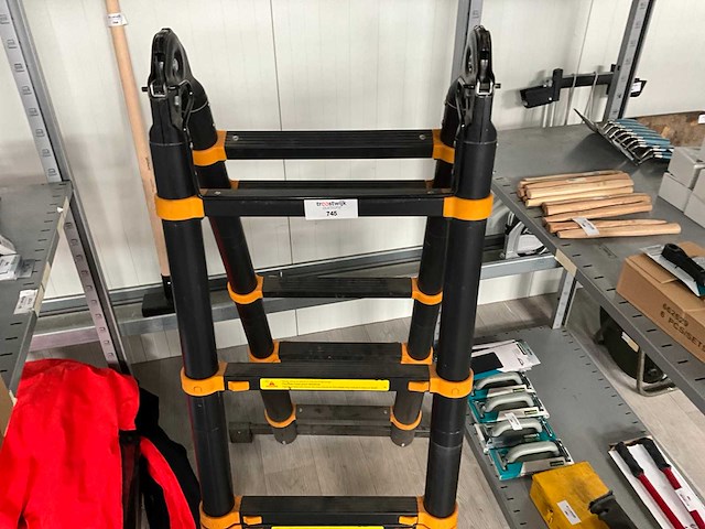 Telescoopladder - afbeelding 1 van  4