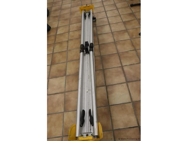 Telescopische meetlat de7023-xj, type 4 - afbeelding 7 van  8