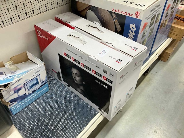 Telesystem palco22lx1 led tv 12/220 volt (2x) - afbeelding 1 van  3