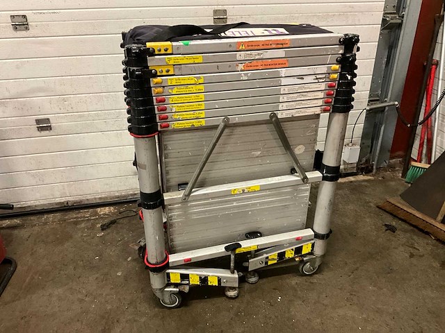 Teletower telescopic telescopische rolsteiger - afbeelding 1 van  5