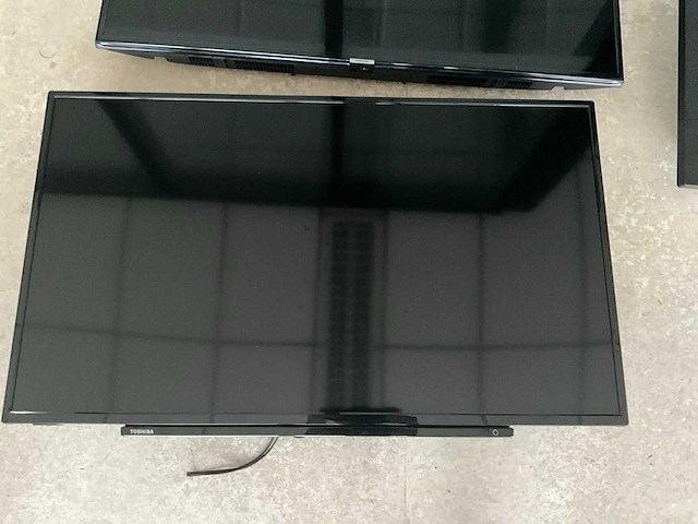 Televisie (3x) - afbeelding 2 van  5