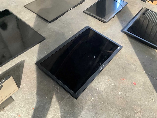 Televisie en monitor (33x) - afbeelding 9 van  38
