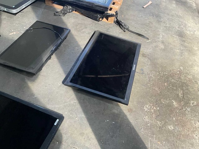 Televisie en monitor (33x) - afbeelding 10 van  38
