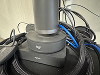 Televisie met conferentiesysteem samsung/logitech, qe65q80aat, op verrijdbare tv-standaard - afbeelding 2 van  13