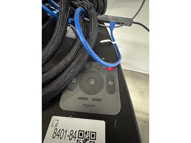 Televisie met conferentiesysteem samsung/logitech, qe65q80aat, op verrijdbare tv-standaard - afbeelding 3 van  13