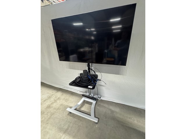 Televisie met conferentiesysteem samsung/logitech, qe65q80aat, op verrijdbare tv-standaard - afbeelding 1 van  13