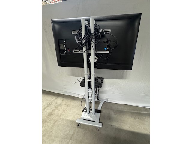 Televisie met conferentiesysteem samsung/logitech, qe65q80aat, op verrijdbare tv-standaard - afbeelding 7 van  13