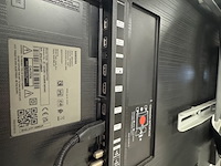 Televisie met conferentiesysteem samsung/logitech, qe65q80aat, op verrijdbare tv-standaard - afbeelding 9 van  13