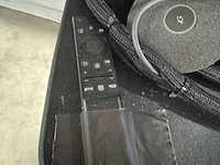 Televisie met conferentiesysteem samsung/logitech, qe65q80aat, op verrijdbare tv-standaard - afbeelding 13 van  13