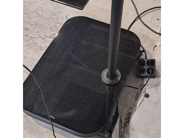 Televisie op verrijdbare standaard, sony, kdl-50w805c, 2015 - afbeelding 2 van  12