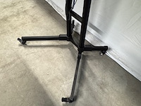 Televisie philips, 48pfk5509/12, zwart, op verrijdbare tv-standaard - afbeelding 2 van  6