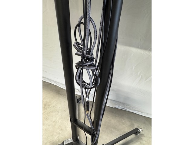 Televisie philips, 48pfk5509/12, zwart, op verrijdbare tv-standaard - afbeelding 6 van  6