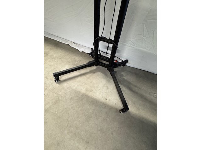 Televisie philips, 48pfk5509/121, op verrijdbare tv-standaard - afbeelding 3 van  5