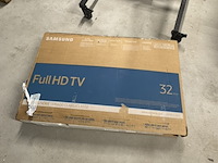 Televisie, samsung, m5600, op verrijdbare voet - afbeelding 3 van  7