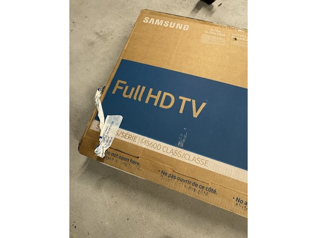 Televisie, samsung, m5600, op verrijdbare voet - afbeelding 4 van  7
