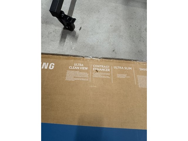 Televisie, samsung, m5600, op verrijdbare voet - afbeelding 5 van  7
