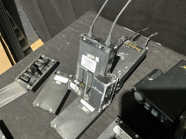 Telex btx-800 draadloze intercom - afbeelding 7 van  16