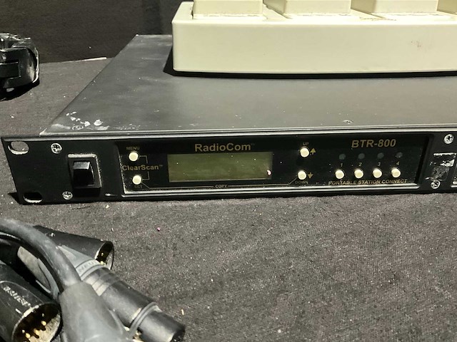 Telex btx-800 draadloze intercom - afbeelding 10 van  16