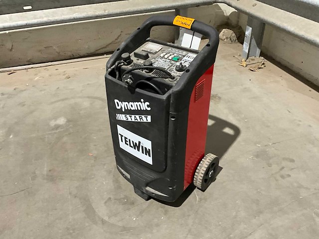 Telwin dynamic 520 startbooster - afbeelding 1 van  10