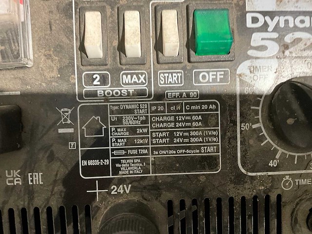 Telwin dynamic 520 startbooster - afbeelding 9 van  10