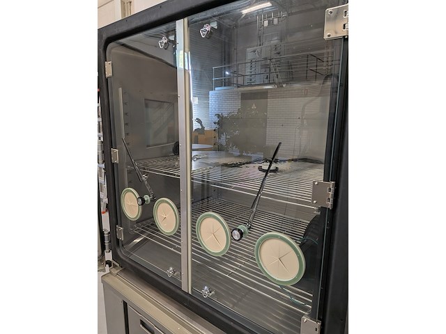 Temperatuur en vochtigheidskamer, tabai espec, accretech, pl-4kp, 1998 - afbeelding 28 van  29