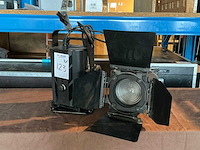 Tempo f650 + spotlight (2x)