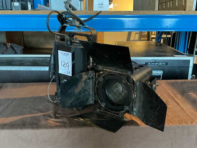 Tempo pc650 + spotlight (2x) - afbeelding 1 van  5