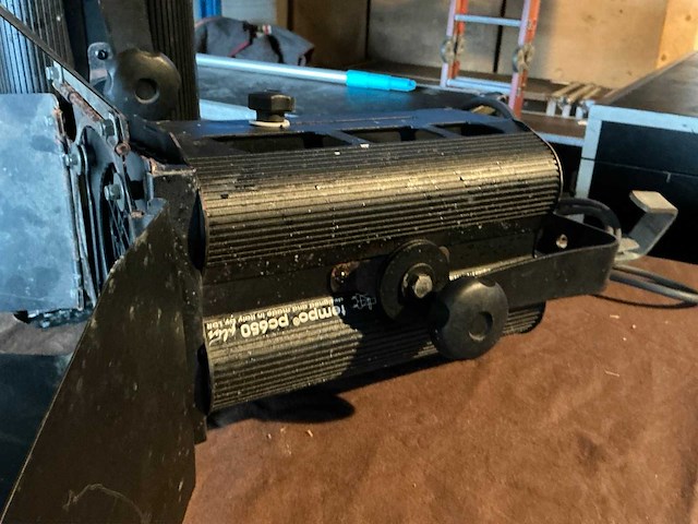 Tempo pc650 + spotlight (2x) - afbeelding 3 van  5