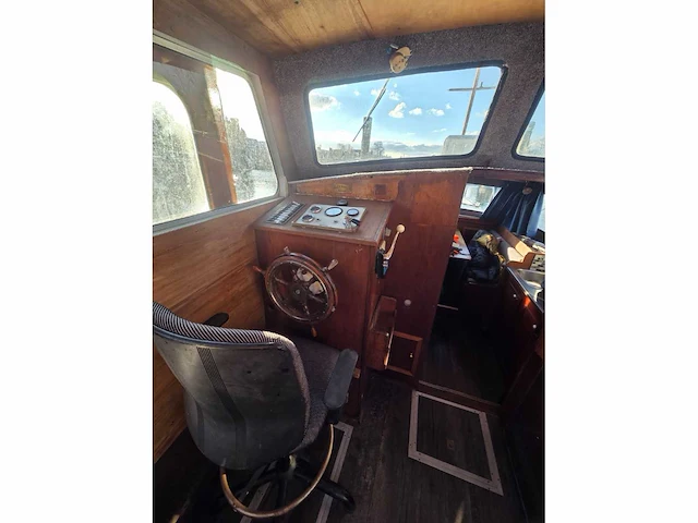 Tengro kruiser 9.5m consoleboot - afbeelding 8 van  25