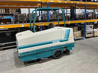 Tennant - 1998 - 530e - veegmachine - afbeelding 19 van  24