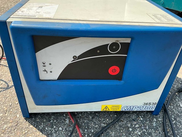 Tennant - 7200 - zelfrijdende schrobmachine - afbeelding 22 van  27