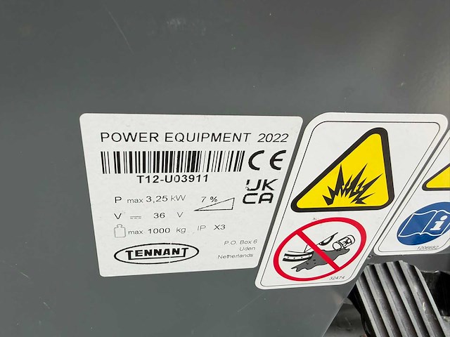 Tennant - t12 - opzit schrob-zuigmachine - afbeelding 3 van  11