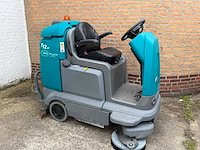 Tennant - t12 - opzit schrob-zuigmachine - afbeelding 7 van  11