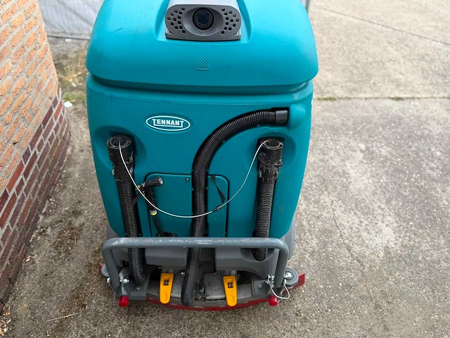 Tennant - t12 - opzit schrob-zuigmachine - afbeelding 9 van  11