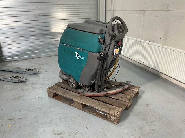 Tennant - t3 - floor cleaner - afbeelding 2 van  6
