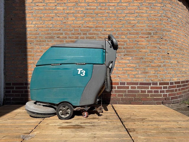 Tennant - t3 - schrob-zuigmachine - afbeelding 1 van  6
