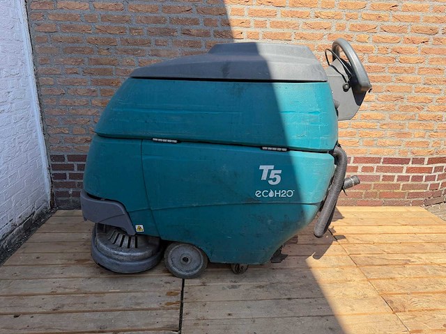 Tennant - t5 -schrob-zuigmachine - afbeelding 1 van  4