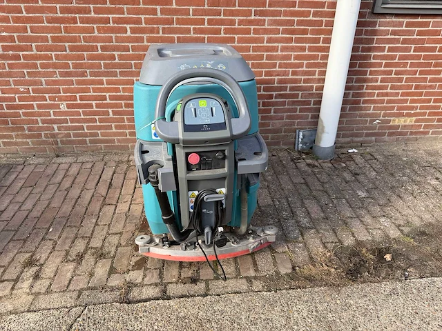 Tennant - t500e - schrob-zuigmachine - afbeelding 3 van  8