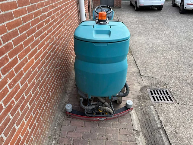 Tennant - t581 - opzit schrob-zuigmachine - afbeelding 5 van  5