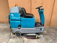 Tennant - t7 - opzit schrob-zuigmachine - afbeelding 2 van  6