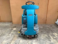Tennant - t7 - opzit schrob-zuigmachine - afbeelding 4 van  6