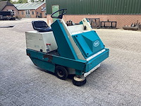 Tennant 215 d zelfrijdende veegmachine - afbeelding 10 van  17