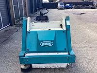 Tennant 215 d zelfrijdende veegmachine - afbeelding 14 van  17