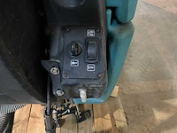 Tennant 5680 vloerreiniger - afbeelding 4 van  8