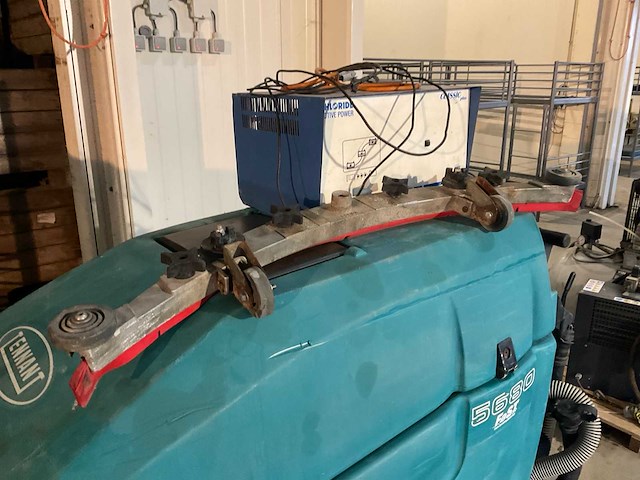 Tennant 5680 vloerreiniger - afbeelding 8 van  8
