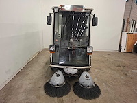 Tennant green machines 636 straatveegmachine - afbeelding 12 van  22